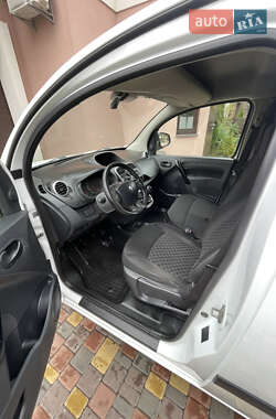 Грузовой фургон Renault Kangoo 2013 в 