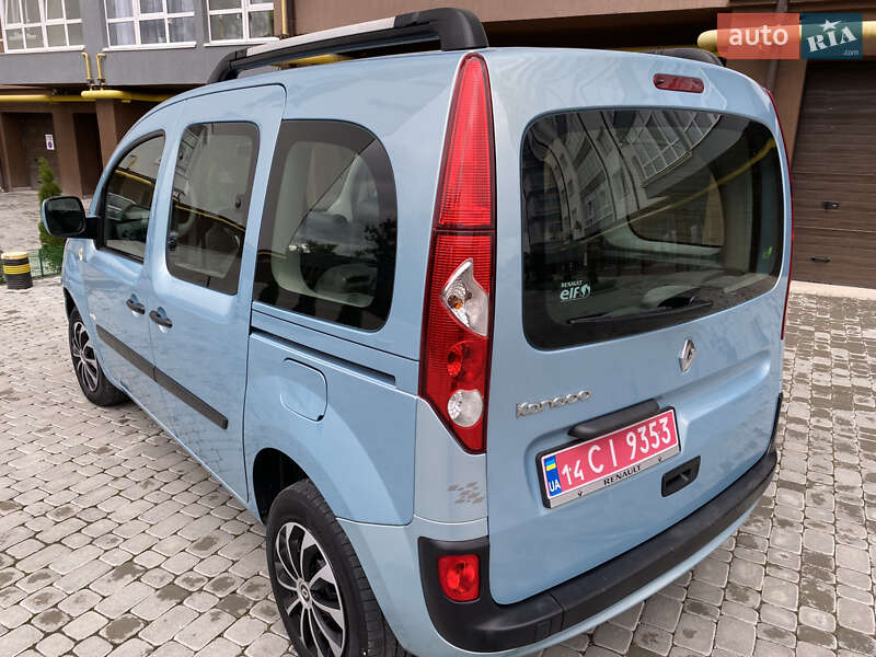 Минивэн Renault Kangoo 2010 в Ивано-Франковске