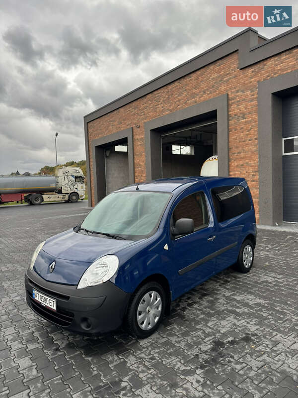 Мінівен Renault Kangoo 2008 в Чернівцях