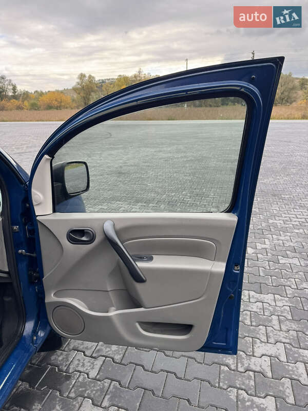 Мінівен Renault Kangoo 2008 в Чернівцях