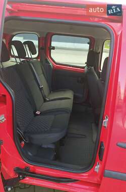 Минивэн Renault Kangoo 2012 в 