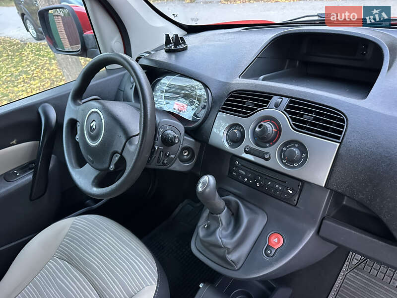 Минивэн Renault Kangoo 2012 в Лубнах