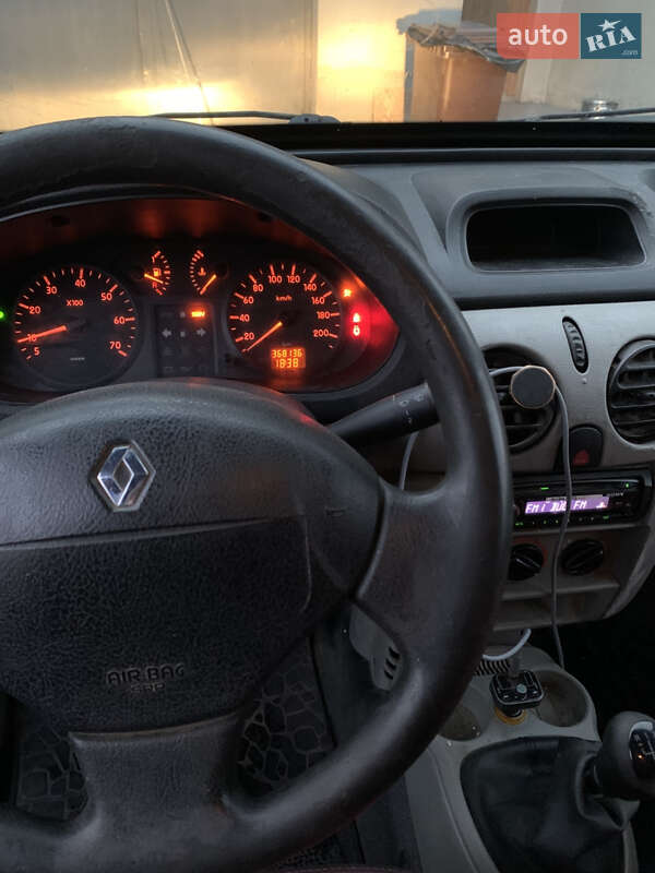 Мінівен Renault Kangoo 2004 в Луцьку