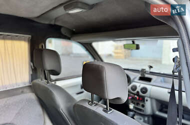 Минивэн Renault Kangoo 2004 в 