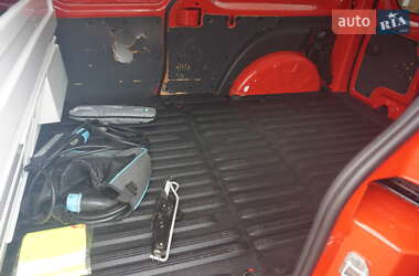 Грузовой фургон Renault Kangoo 2019 в 