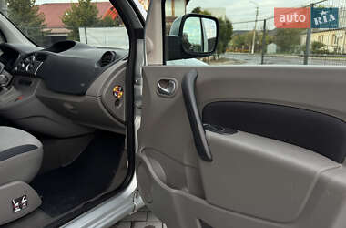 Минивэн Renault Kangoo 2010 в 