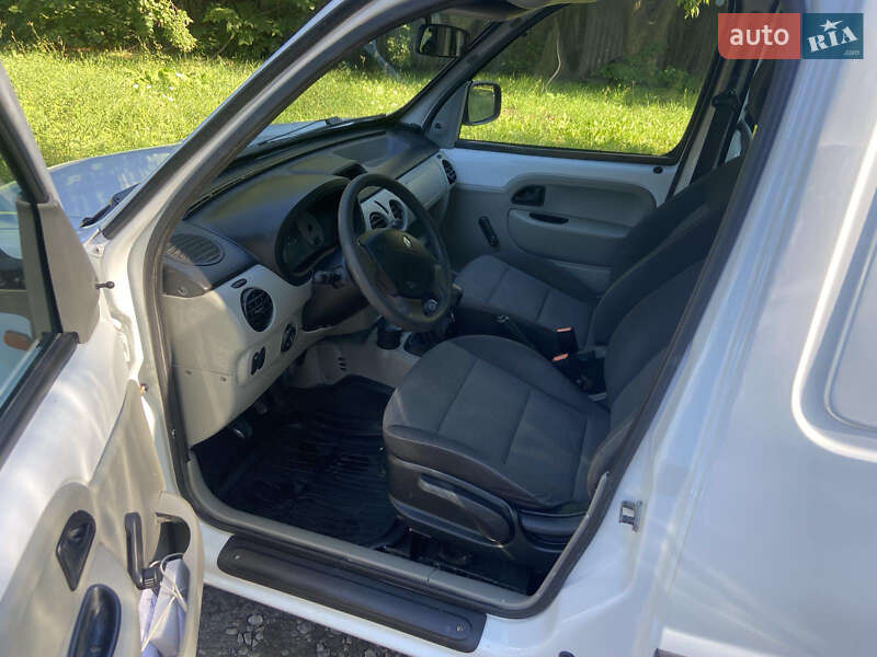Минивэн Renault Kangoo 2005 в Киеве фото 8 Минивэн Renault Kangoo 2005 в Киеве