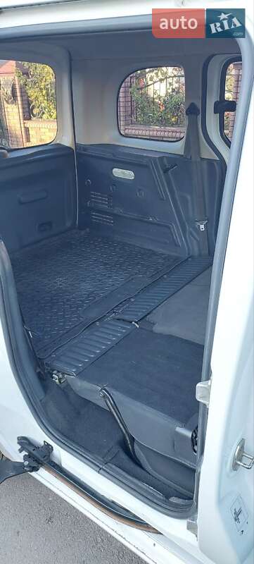 Минивэн Renault Kangoo 2014 в Дубно