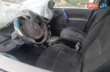 Грузовой фургон Renault Kangoo 2008 в  фото 7 Грузовой фургон Renault Kangoo 2008 в