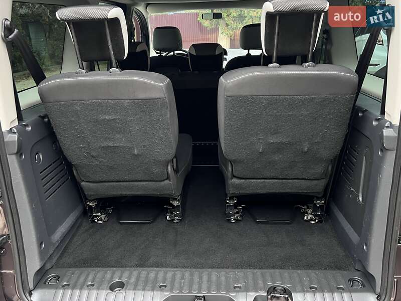 Мінівен Renault Kangoo 2013 в Чернівцях