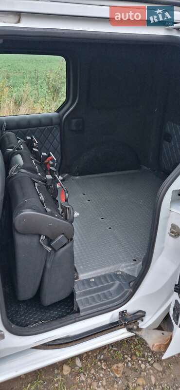 Минивэн Renault Kangoo 2011 в Ивано-Франковске