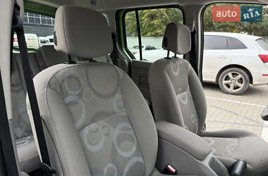 Минивэн Renault Kangoo 2009 в 