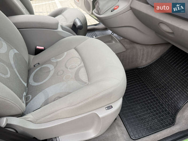 Мінівен Renault Kangoo 2009 в Луцьку