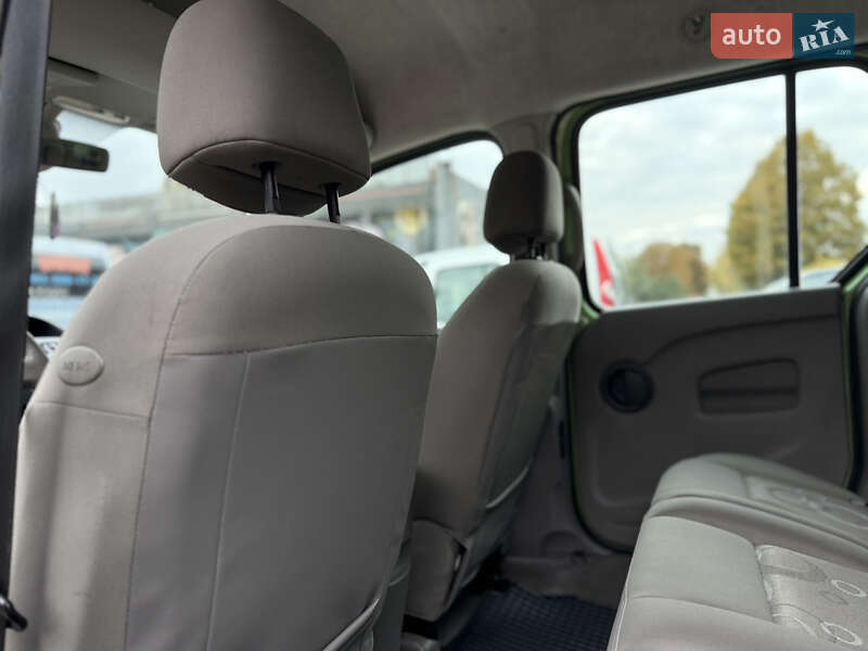 Мінівен Renault Kangoo 2009 в Луцьку