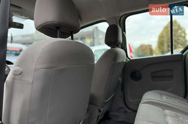 Минивэн Renault Kangoo 2009 в 