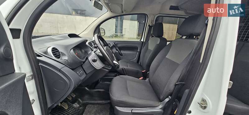 Минивэн Renault Kangoo 2017 в Киеве