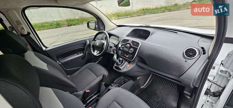 Минивэн Renault Kangoo 2017 в Киеве