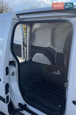 Грузовой фургон Renault Kangoo 2016 в 