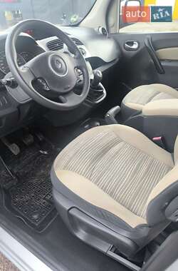 Минивэн Renault Kangoo 2012 в 