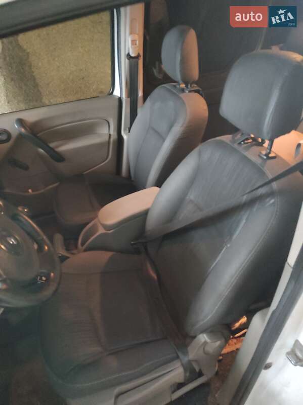 Минивэн Renault Kangoo 2008 в Краматорске