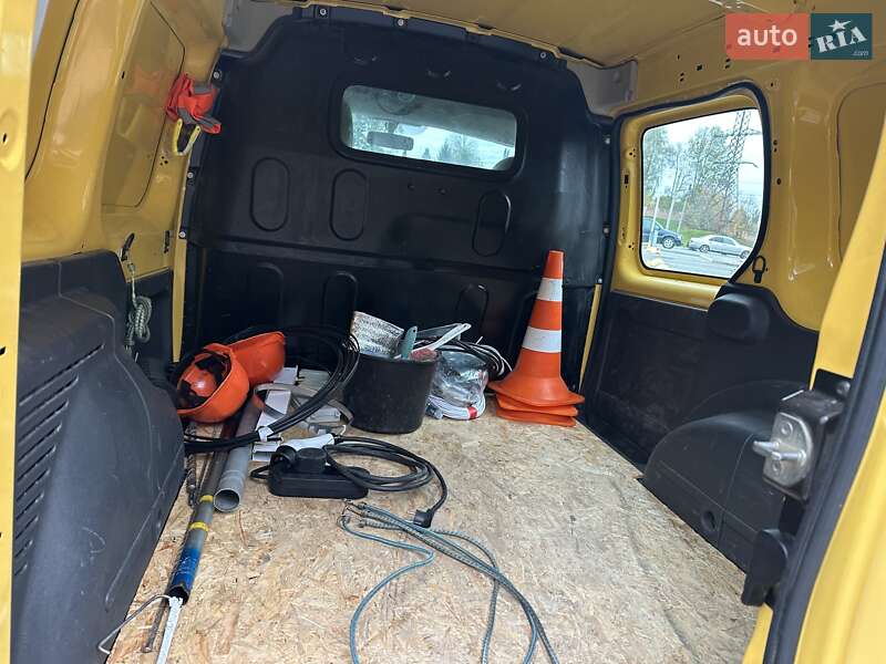 Грузовой фургон Renault Kangoo 2015 в Хмельницком