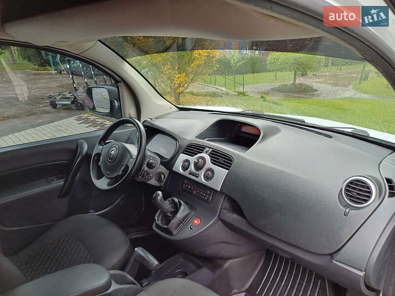 Вантажний фургон Renault Kangoo 2012 в Києві фото 9 Вантажний фургон Renault Kangoo 2012 в Києві