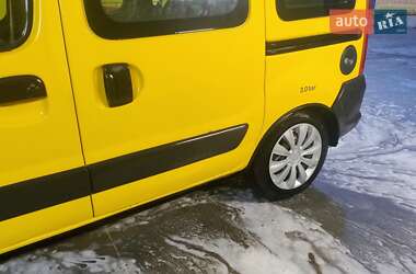 Минивэн Renault Kangoo 2001 в 