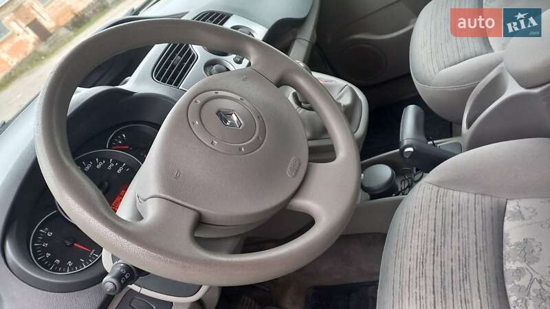 Минивэн Renault Kangoo 2009 в Виннице