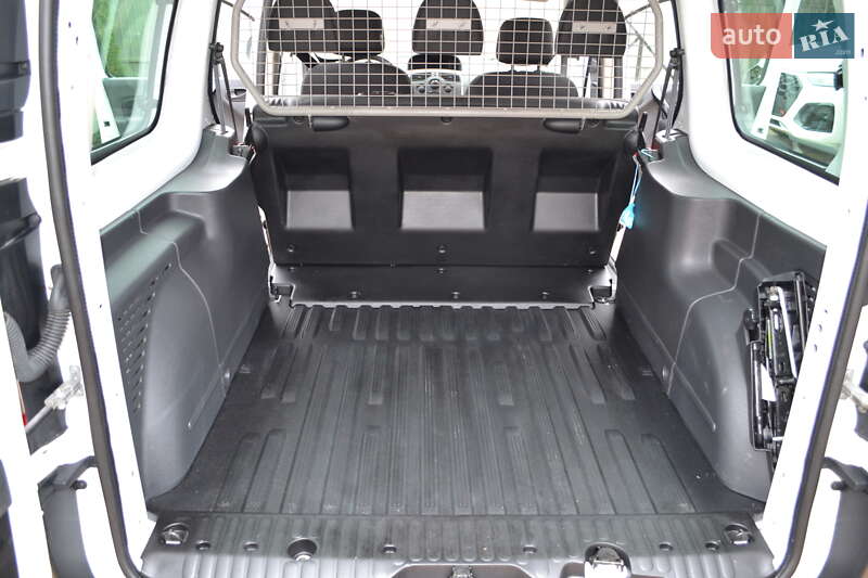 Минивэн Renault Kangoo 2019 в Киеве фото 23 Минивэн Renault Kangoo 2019 в Киеве