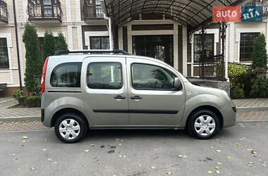 Минивэн Renault Kangoo 2011 в 