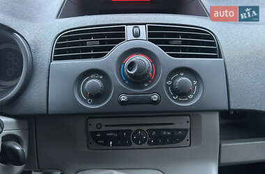 Минивэн Renault Kangoo 2011 в 