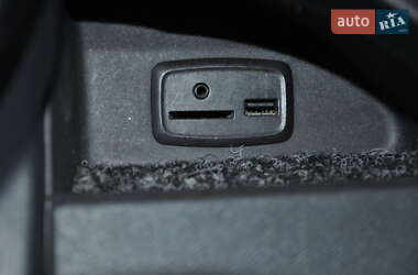 Вантажний фургон Renault Kangoo 2013 в  фото 26 Вантажний фургон Renault Kangoo 2013 в