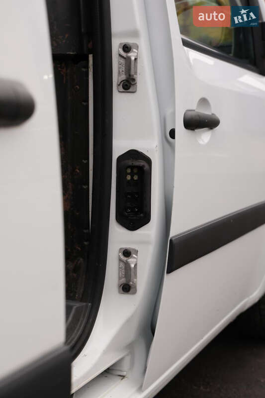 Вантажний фургон Renault Kangoo 2019 в Харкові фото 50 Вантажний фургон Renault Kangoo 2019 в Харкові