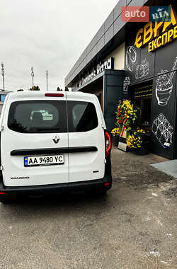 Грузовой фургон Renault Kangoo 2023 в 