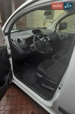 Мінівен Renault Kangoo 2012 в  фото 6 Мінівен Renault Kangoo 2012 в
