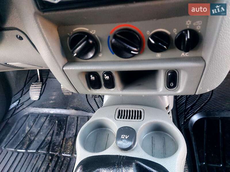 Мінівен Renault Kangoo 2008 в Кам'янці фото 13 Мінівен Renault Kangoo 2008 в Кам'янці