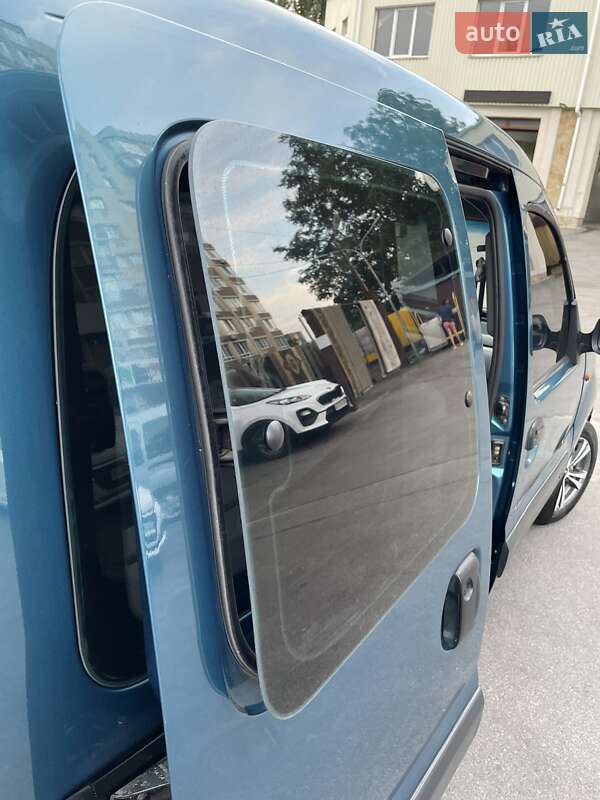 Мінівен Renault Kangoo 2004 в Вінниці фото 40 Мінівен Renault Kangoo 2004 в Вінниці