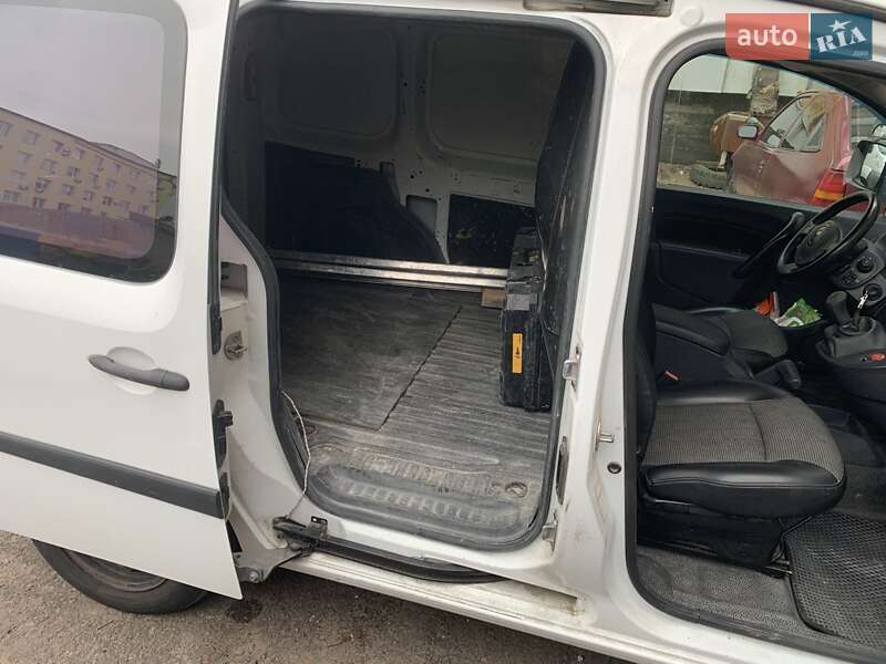 Грузовой фургон Renault Kangoo 2011 в Киеве фото 2 Грузовой фургон Renault Kangoo 2011 в Киеве