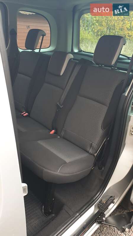 Минивэн Renault Kangoo 2014 в Ровно фото 8 Минивэн Renault Kangoo 2014 в Ровно