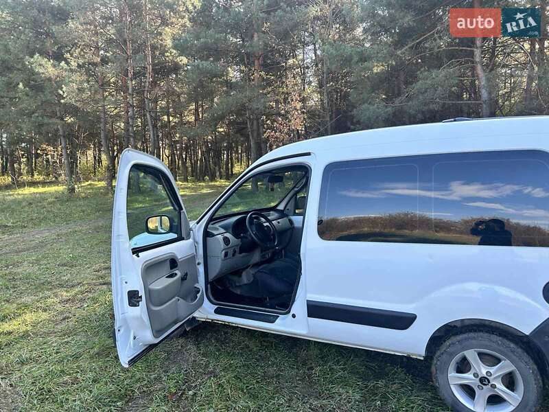 Мінівен Renault Kangoo 2003 в Чернівцях фото 9 Мінівен Renault Kangoo 2003 в Чернівцях