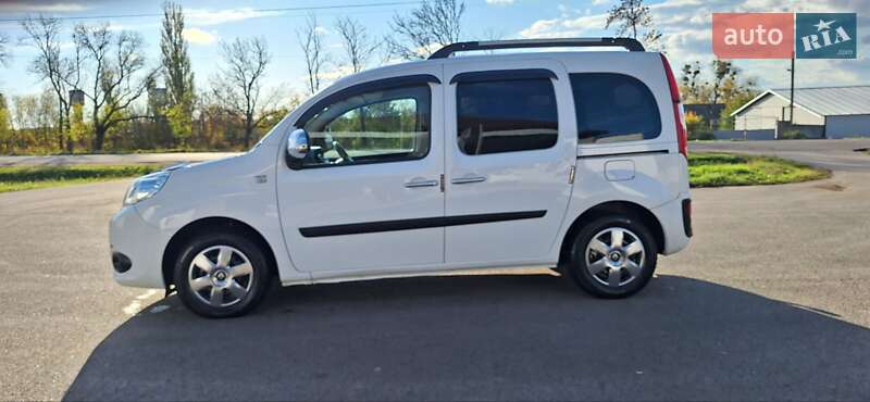 Мінівен Renault Kangoo 2014 в Новоархангельську фото 2 Мінівен Renault Kangoo 2014 в Новоархангельську