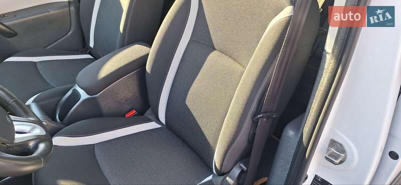 Мінівен Renault Kangoo 2014 в Новоархангельську фото 55 Мінівен Renault Kangoo 2014 в Новоархангельську