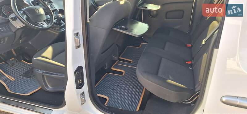 Мінівен Renault Kangoo 2014 в Новоархангельську фото 68 Мінівен Renault Kangoo 2014 в Новоархангельську