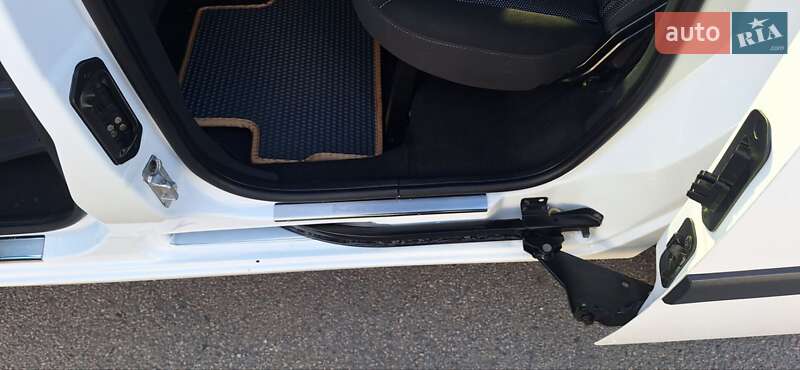 Мінівен Renault Kangoo 2014 в Новоархангельську фото 72 Мінівен Renault Kangoo 2014 в Новоархангельську