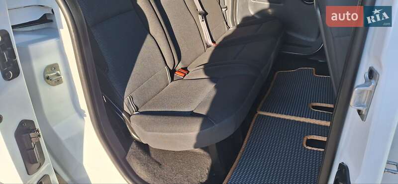 Мінівен Renault Kangoo 2014 в Новоархангельську фото 89 Мінівен Renault Kangoo 2014 в Новоархангельську