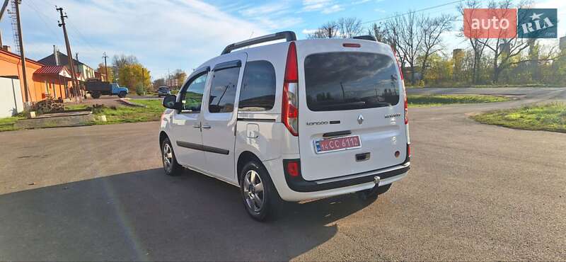 Мінівен Renault Kangoo 2014 в Новоархангельську фото 116 Мінівен Renault Kangoo 2014 в Новоархангельську