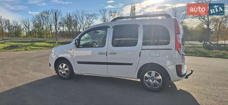 Мінівен Renault Kangoo 2014 в Новоархангельську фото 119 Мінівен Renault Kangoo 2014 в Новоархангельську