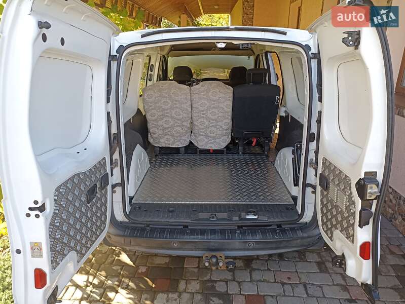 Минивэн Renault Kangoo 2016 в Александрие фото 9 Минивэн Renault Kangoo 2016 в Александрие