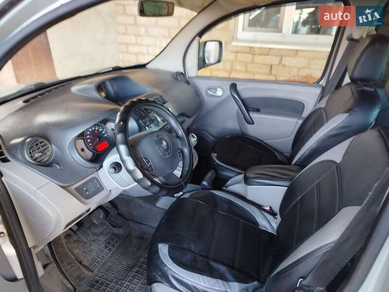 Мінівен Renault Kangoo 2011 в Краматорську фото 4 Мінівен Renault Kangoo 2011 в Краматорську