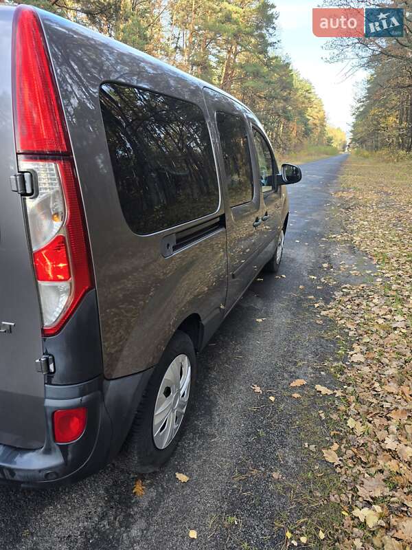 Мінівен Renault Kangoo 2015 в Луцьку фото 14 Мінівен Renault Kangoo 2015 в Луцьку